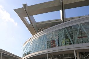 アニメ・VTuberイベントで人気の音声ガイド 4つの導入メリット｜具体的な活用方法